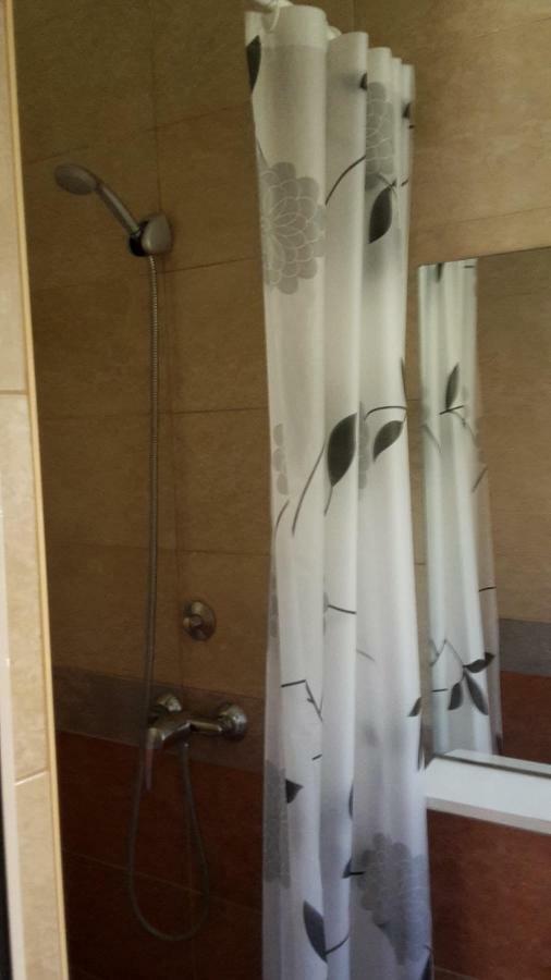 Apartments Music Sutomore Luaran gambar
